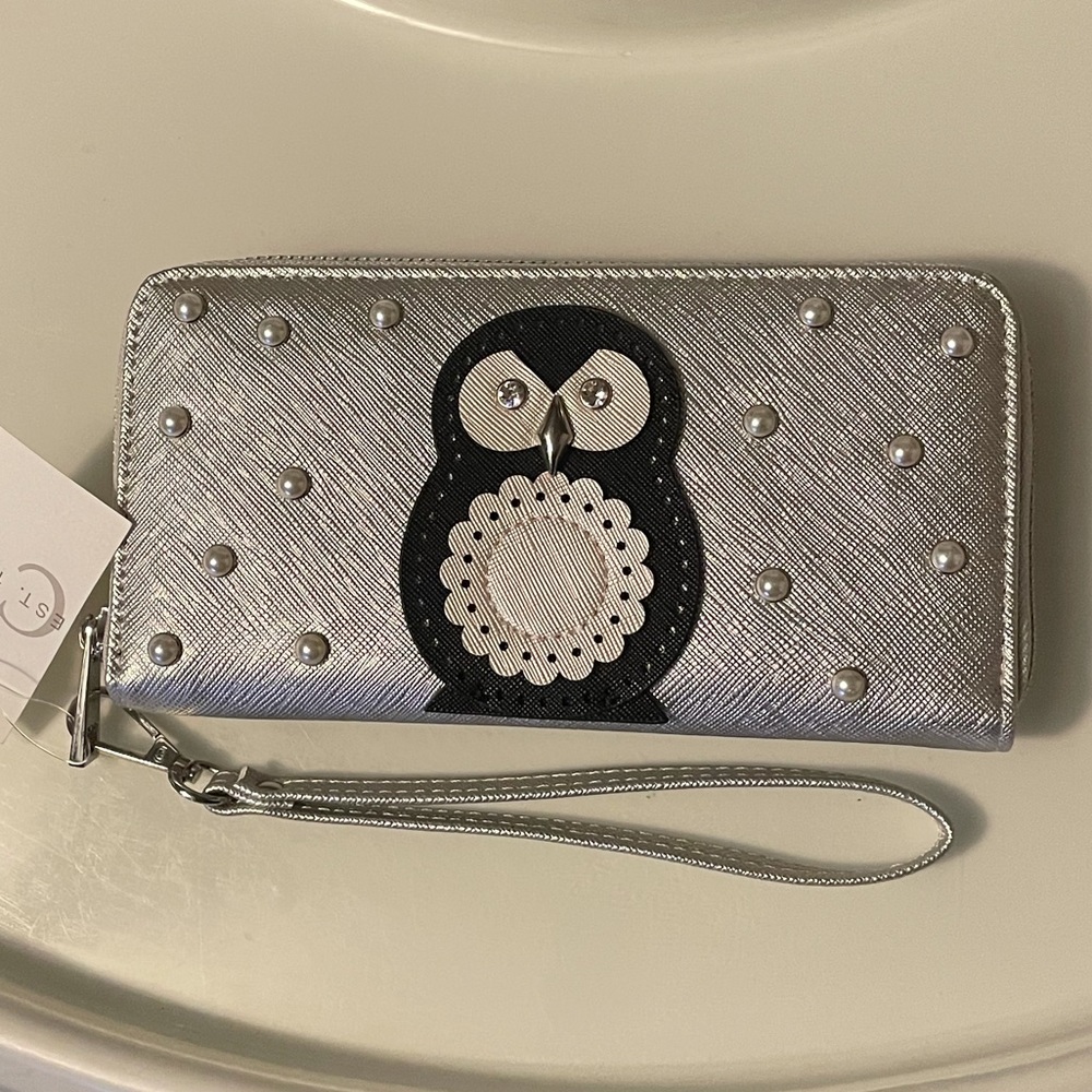 NWT Cato Wallet